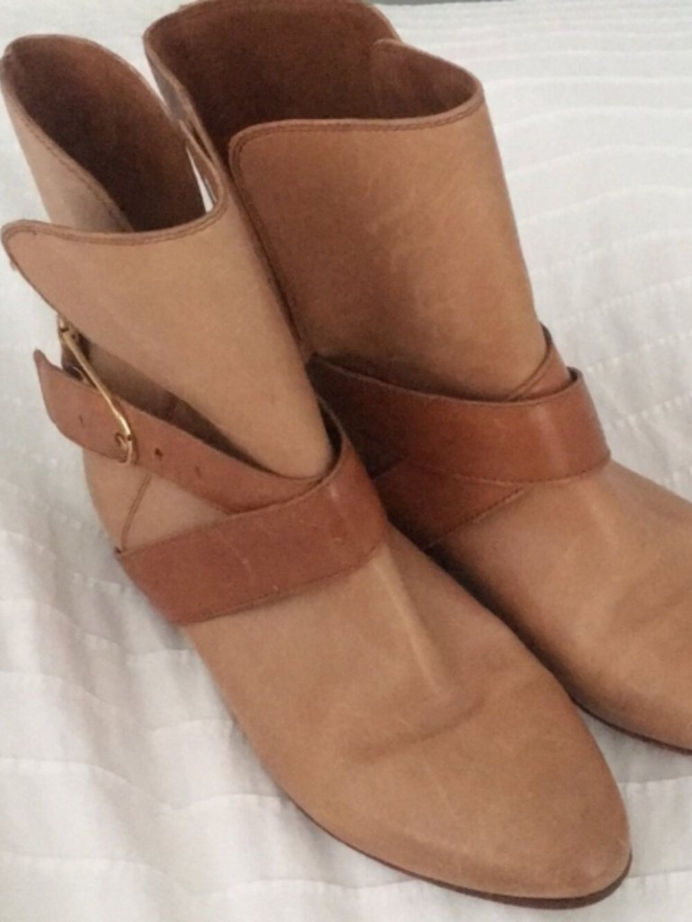 Ted Baker London leather booties size 8.5